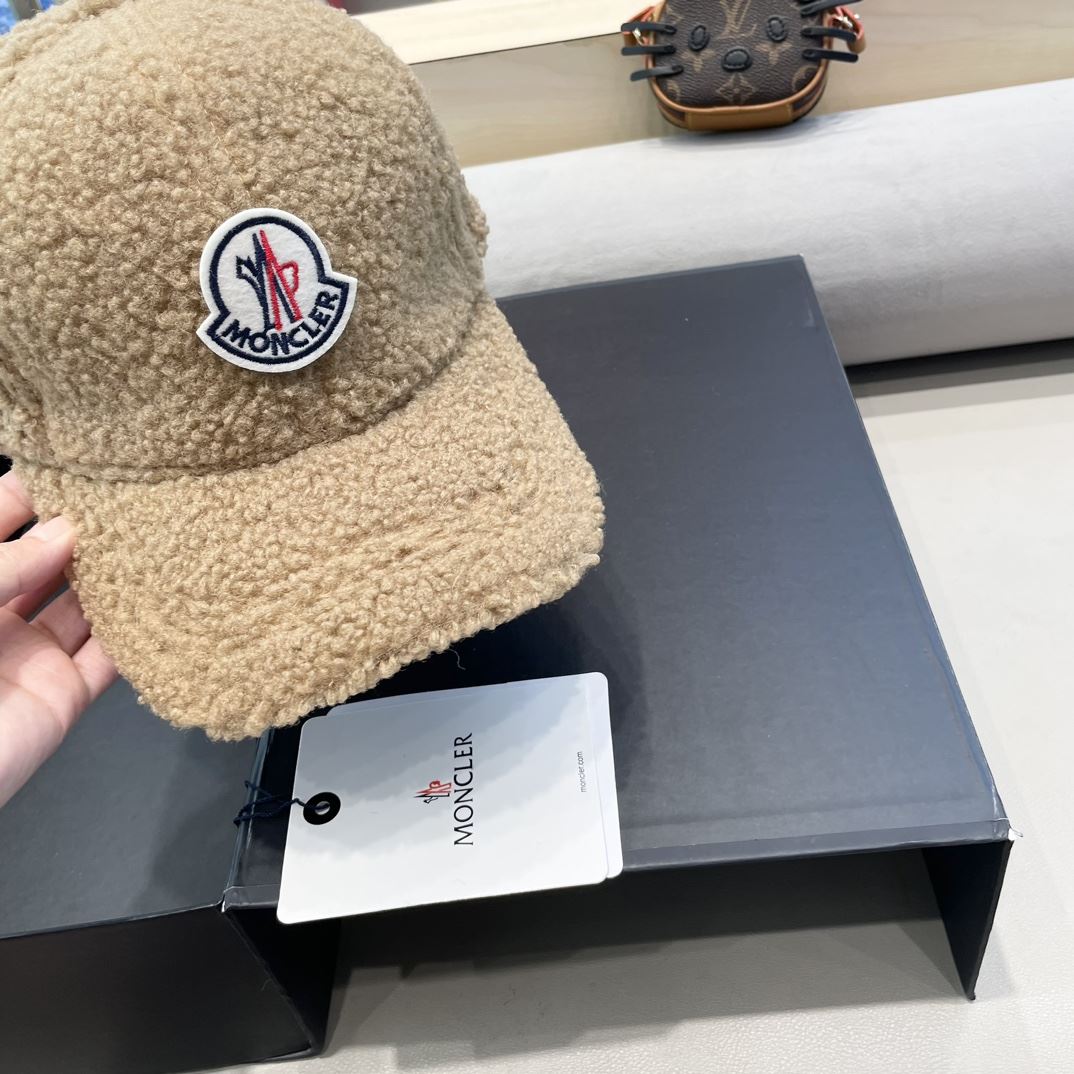 Moncler Caps